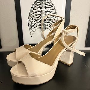 Chinese Laundry Block Heel Sandals